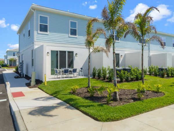 Naples Condo 1076109