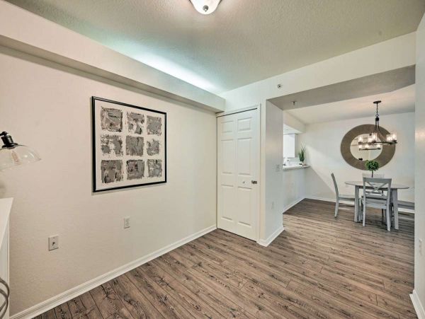 Charming Vacation Getaway with 2 Bedrooms in Naples