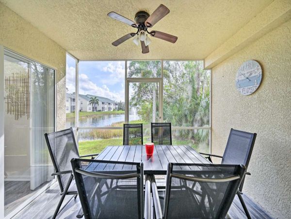 Charming Vacation Getaway with 2 Bedrooms in Naples