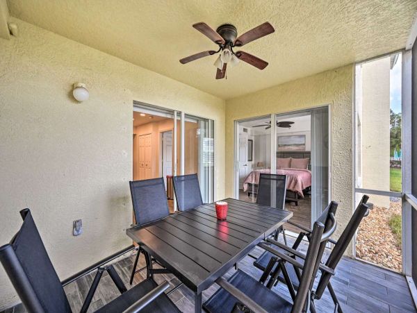 Charming Vacation Getaway with 2 Bedrooms in Naples