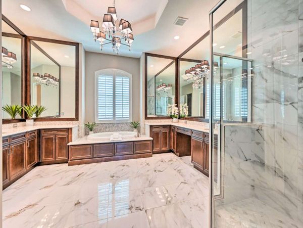 Naples Home 1076129