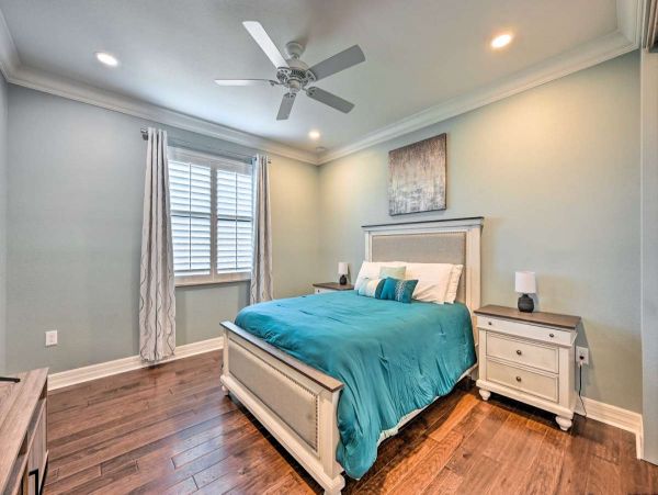 Naples Home 1076129