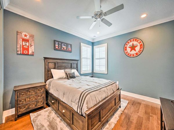 Naples Home 1076129