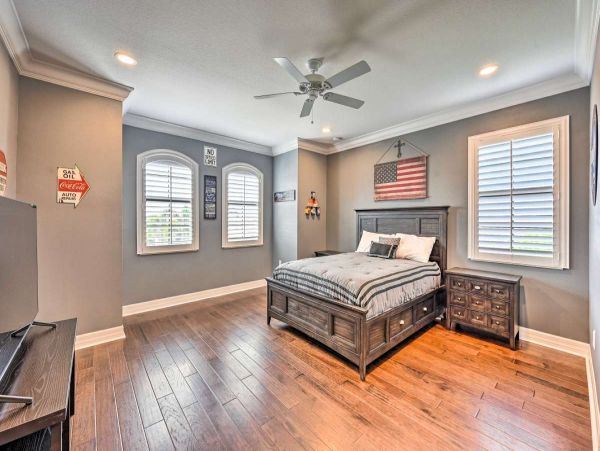 Naples Home 1076129