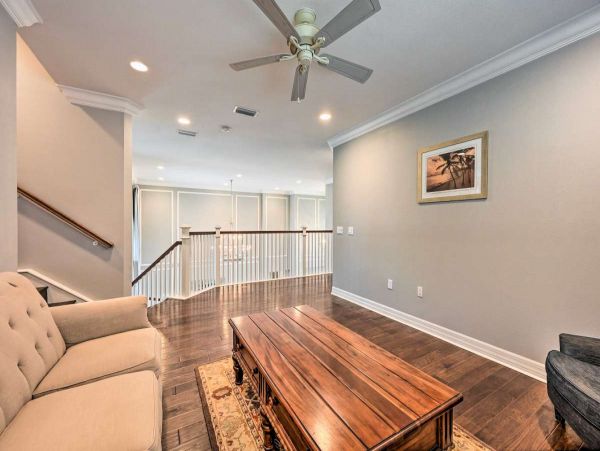 Naples Home 1076129