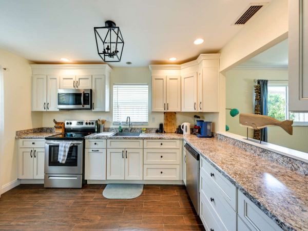 Lovely 2 Bedroom Vacation Home in Naples