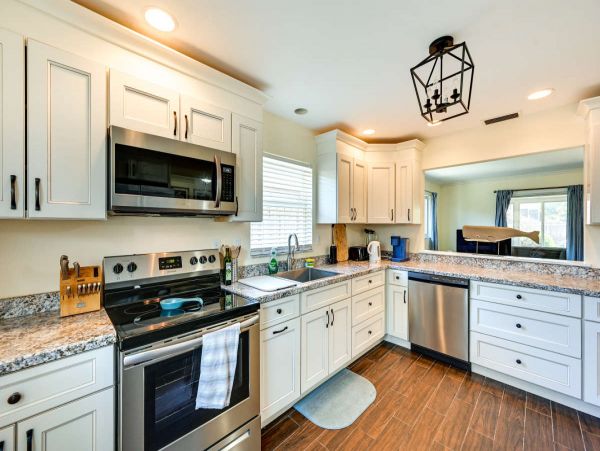 Lovely 2 Bedroom Vacation Home in Naples