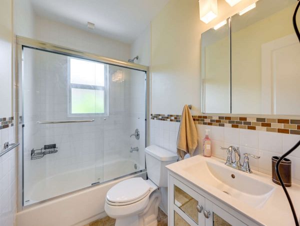 Lovely 2 Bedroom Vacation Home in Naples