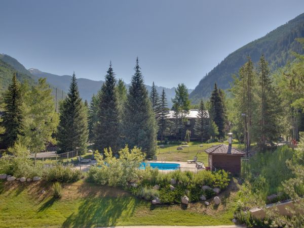 Luxurious Vail Vacation Rental with Stunning Mountain Views
