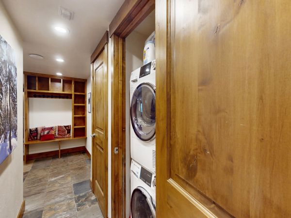Luxurious Vail Vacation Rental with Stunning Mountain Views