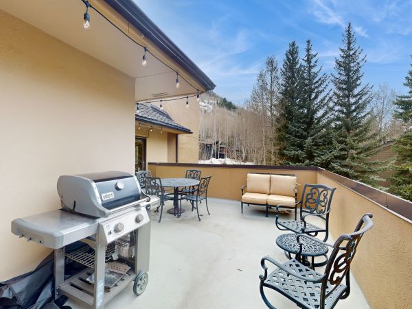 Luxurious Vail Vacation Rental with Stunning Mountain Views