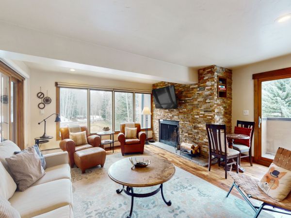 Luxurious Vail Vacation Rental with Stunning Mountain Views