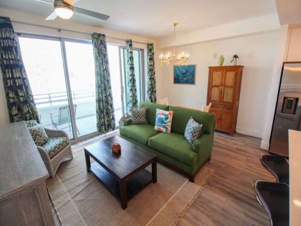 Sarasota Vacation Condo One Bedroom Communal Pool