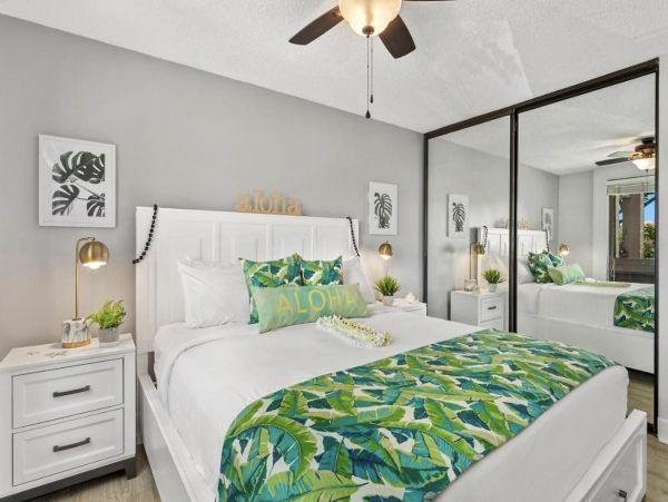 Maui One Bedroom Condo Five Mins Stroll onto Sandy Beach