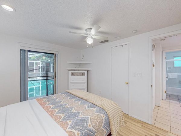 Charming 2 Bedroom Vacation Rental with Private Pool