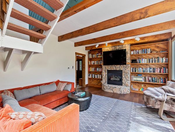 Breckenridge Four Bedroom Plus Loft Mountain Vacation Home