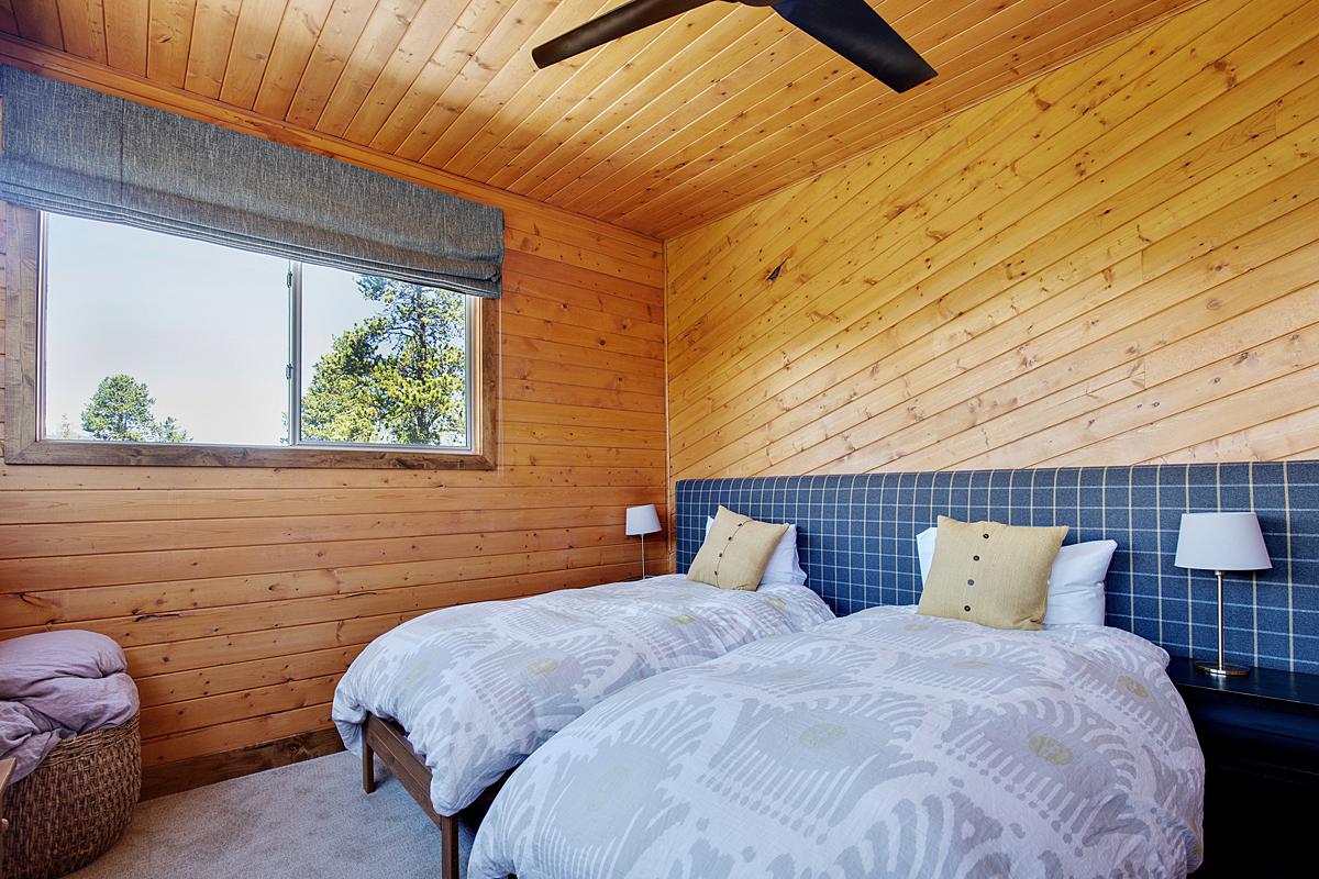 Breckenridge Four Bedroom Plus Loft Mountain Vacation Home