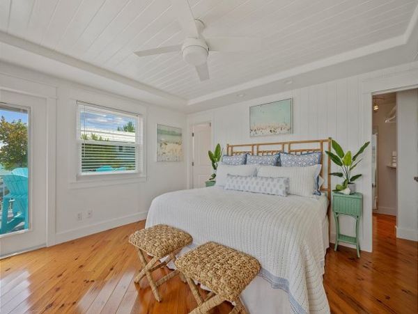 Four Bedroom Beachfront Vacation Home in Anna Maria