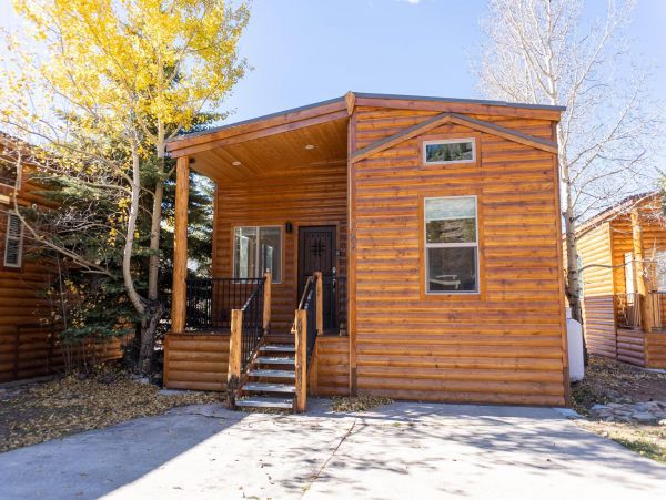 Lovely Cabin with 2 Bedrooms in Breckenridge Sleeps 5 Guests