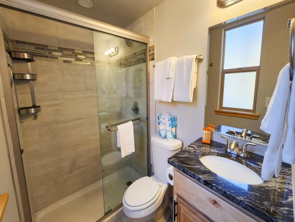 Lovely Cabin with 2 Bedrooms in Breckenridge Sleeps 5 Guests