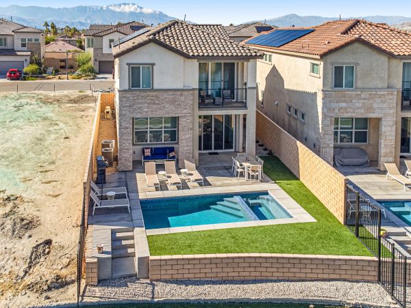 Palm Desert Home 1076550