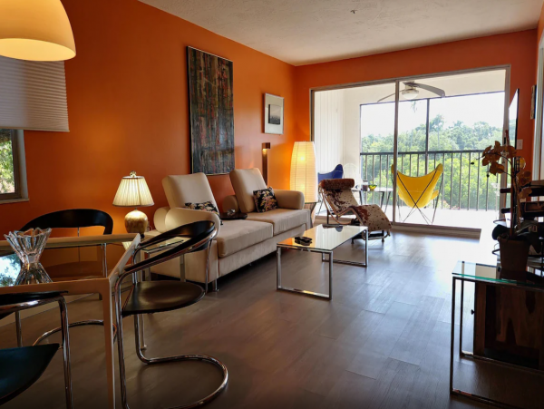 Lovely 2 Bedroom Condo in Sarasota with Water View