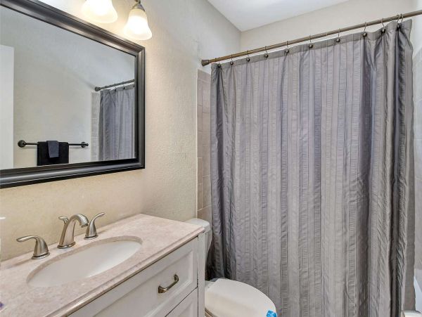 Sarasota Vacation Home Three Bedroom