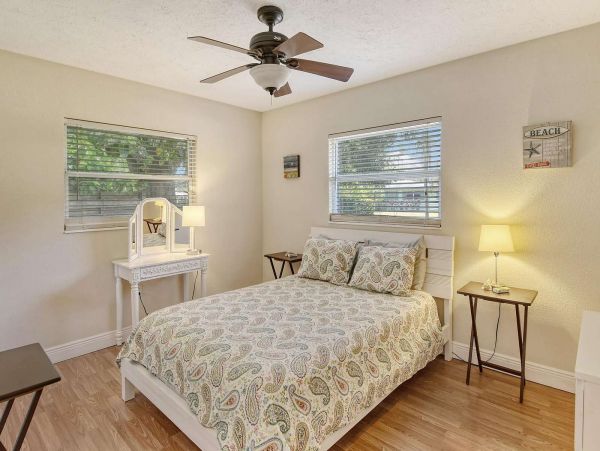 Sarasota Vacation Home Three Bedroom