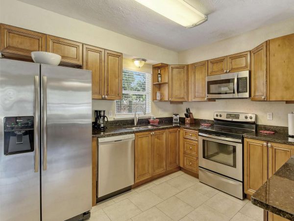Sarasota Vacation Home Three Bedroom