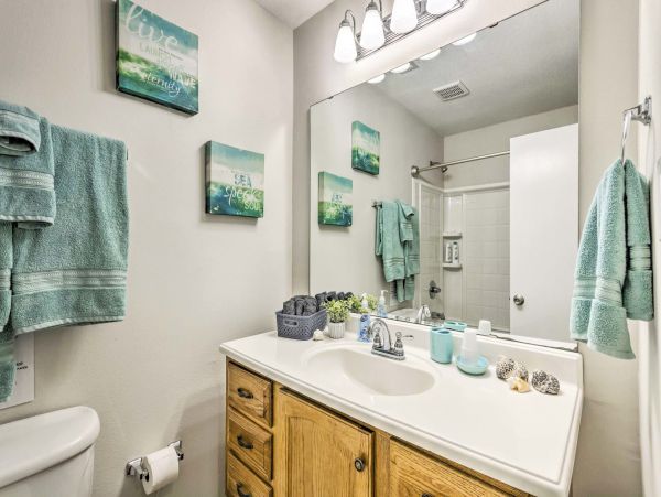 Updated Fort Walton Home