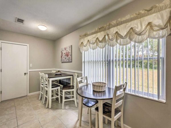 Updated Fort Walton Home