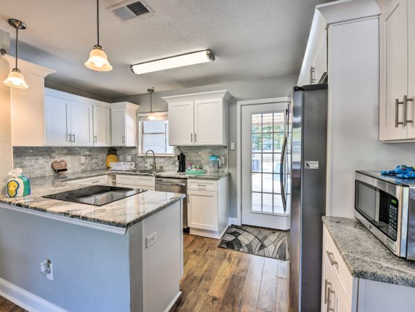 Fort Walton Pool House