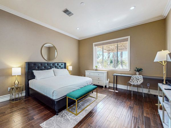 San Diego Beach Communities North Home 1076715