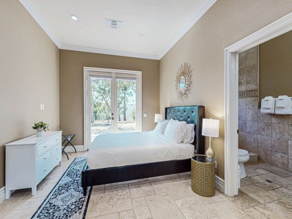San Diego Beach Communities North Home 1076715