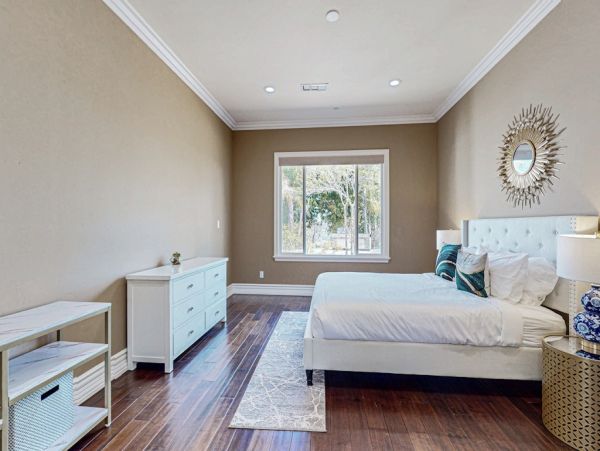 San Diego Beach Communities North Home 1076715