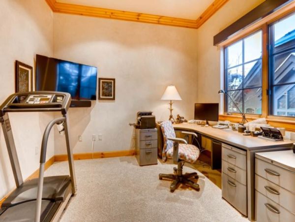 Ski Vacation Retreat Sleeps 16
