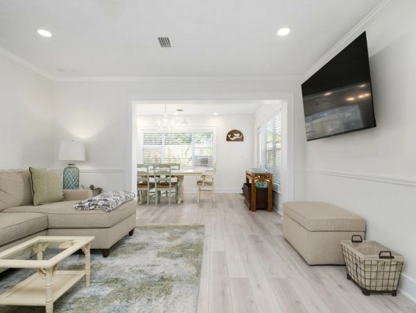 Anna Maria Vacation Home with 3 Bedroom