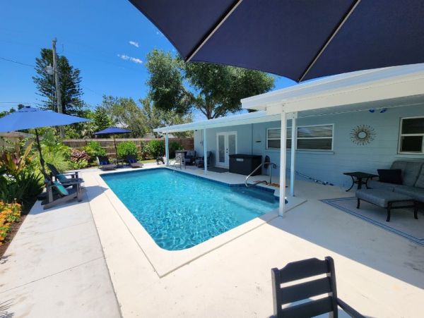 Anna Maria Vacation Home with 3 Bedroom