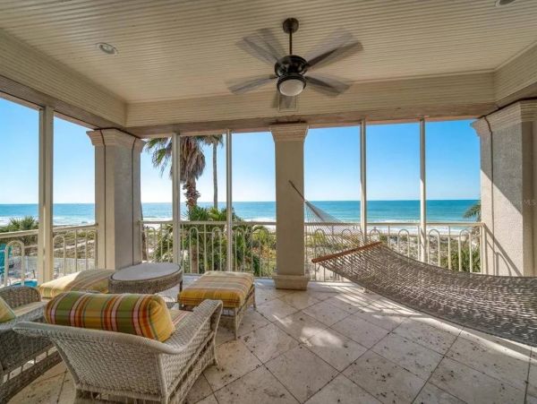 On Beach Indian Rocks Vacation Home - 4 Bedroom Florida Rental
