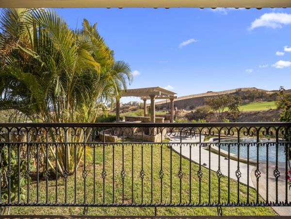 Luxurious 5 Bedroom Vacation Home in Los Cabos