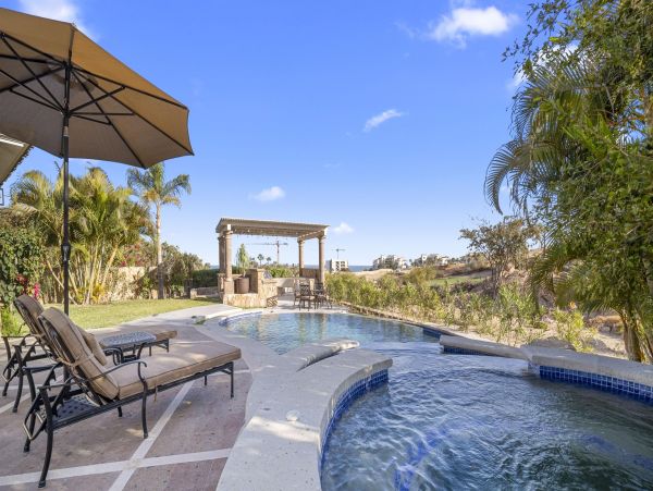Luxurious 5 Bedroom Vacation Home in Los Cabos