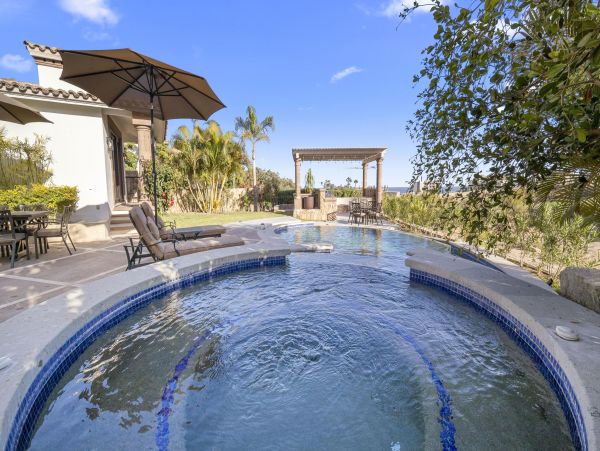 Luxurious 5 Bedroom Vacation Home in Los Cabos