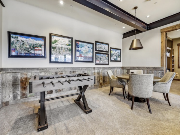 5,000 Sq Ft luxurious Living Breckenridge Mountain Home