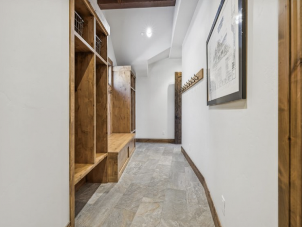 5,000 Sq Ft luxurious Living Breckenridge Mountain Home