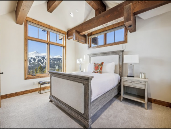 5,000 Sq Ft luxurious Living Breckenridge Mountain Home
