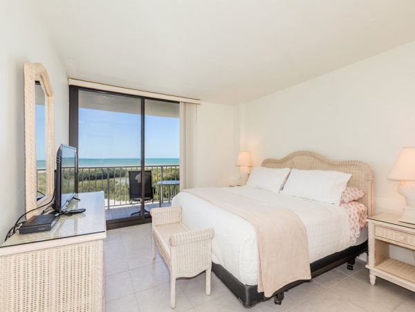Marco Island Vacation Condo with Great Views