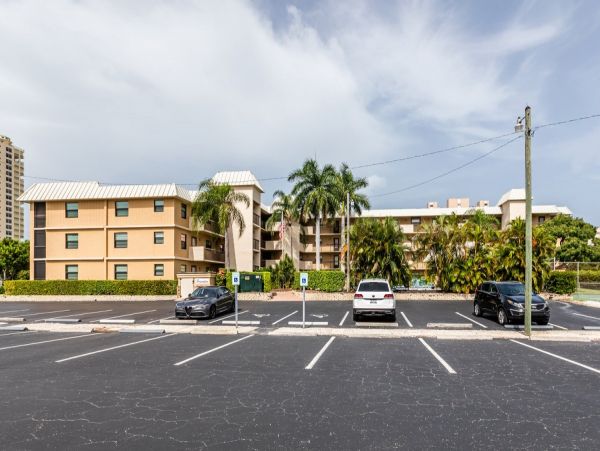 Marco Island Vacation Condo Two Bedroom