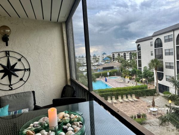 Marco Island Condo 1077466