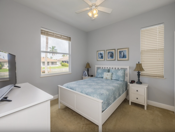 Marco Island Three bedroom Lovely Home Away from Home