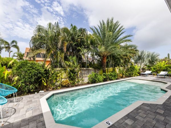 Marco Island Vacation Home Three Bedrooms Sleeps 6 Guests